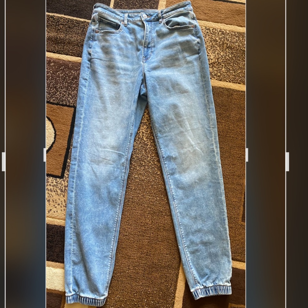 American Eagle Cozy Next Level Stretch Jean